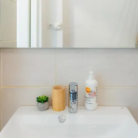 Heart Of Old Town Apartment